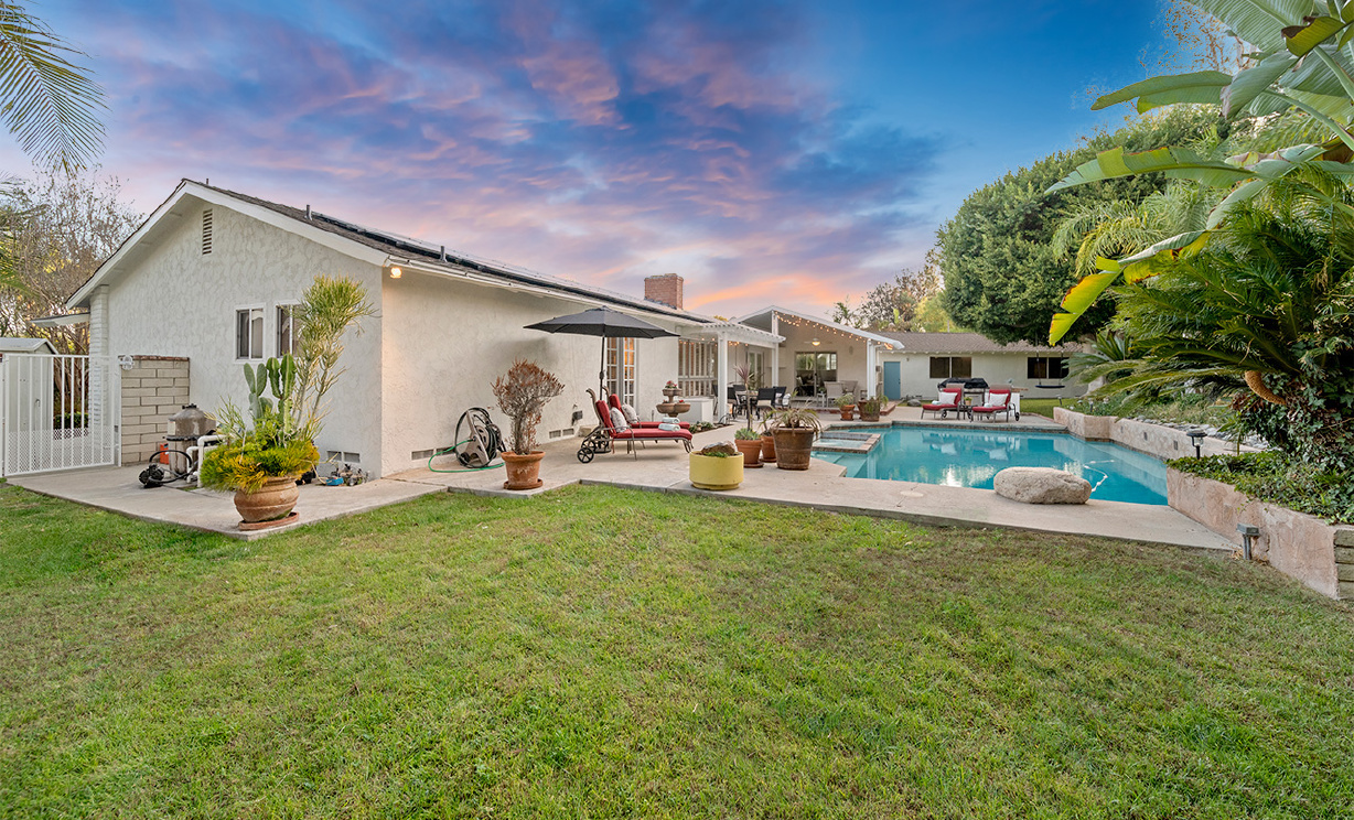 2207 Calle Ultimo, Fullerton CA: 