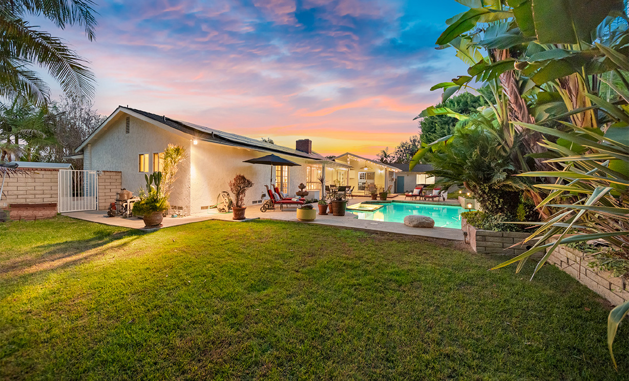 2207 Calle Ultimo, Fullerton CA: 