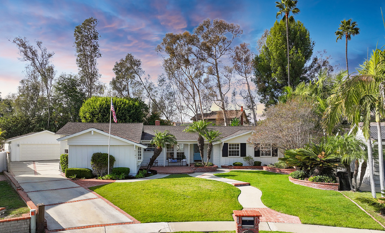 2207 Calle Ultimo, Fullerton CA: 