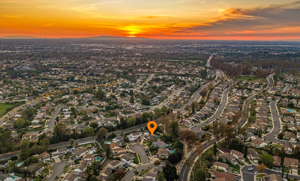 2207 Calle Ultimo, Fullerton CA: 