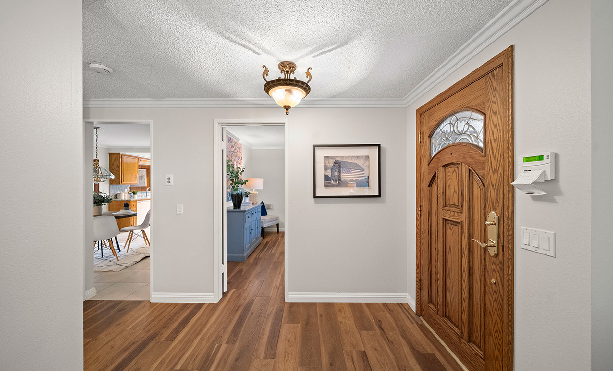 224 W Crystal View Ave, Orange CA: 
