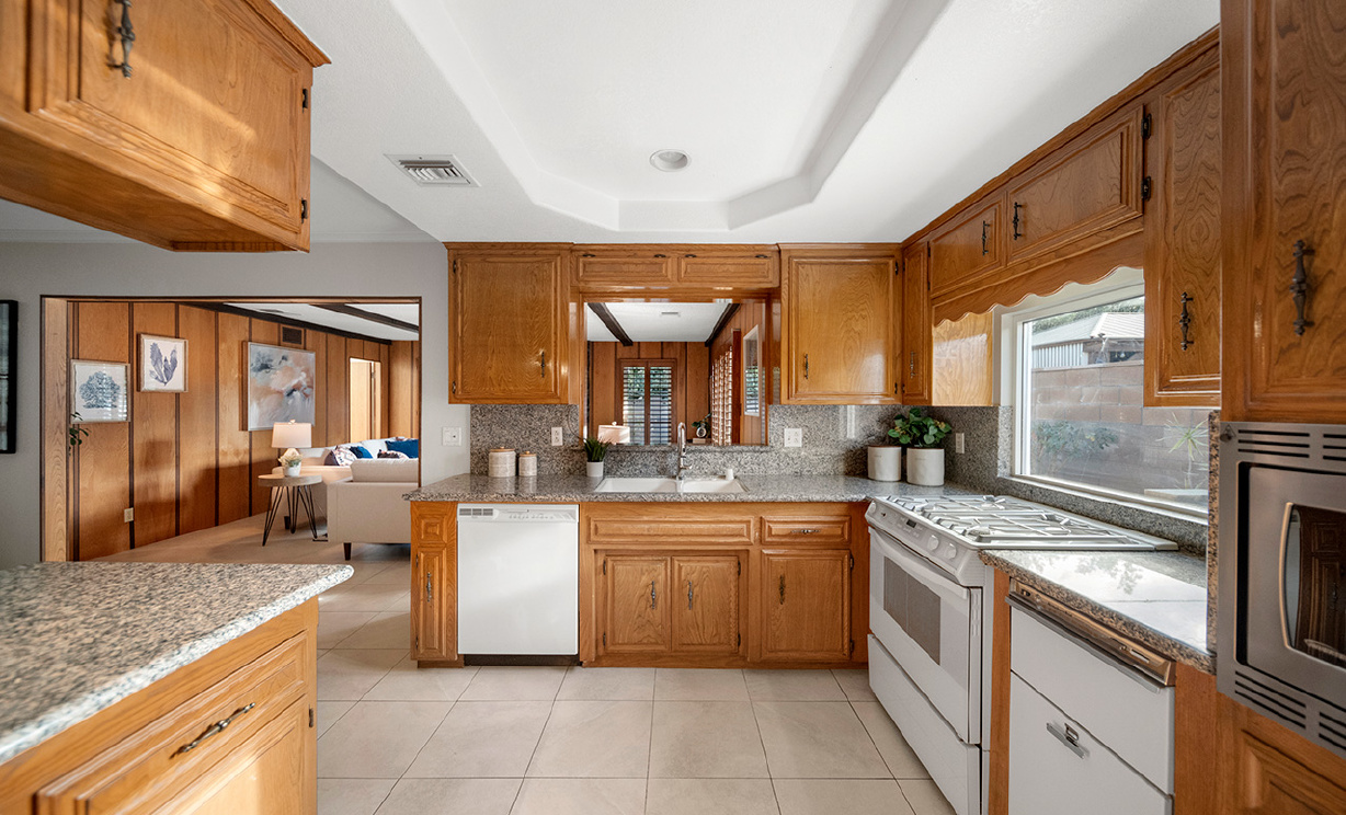 224 W Crystal View Ave, Orange CA: 