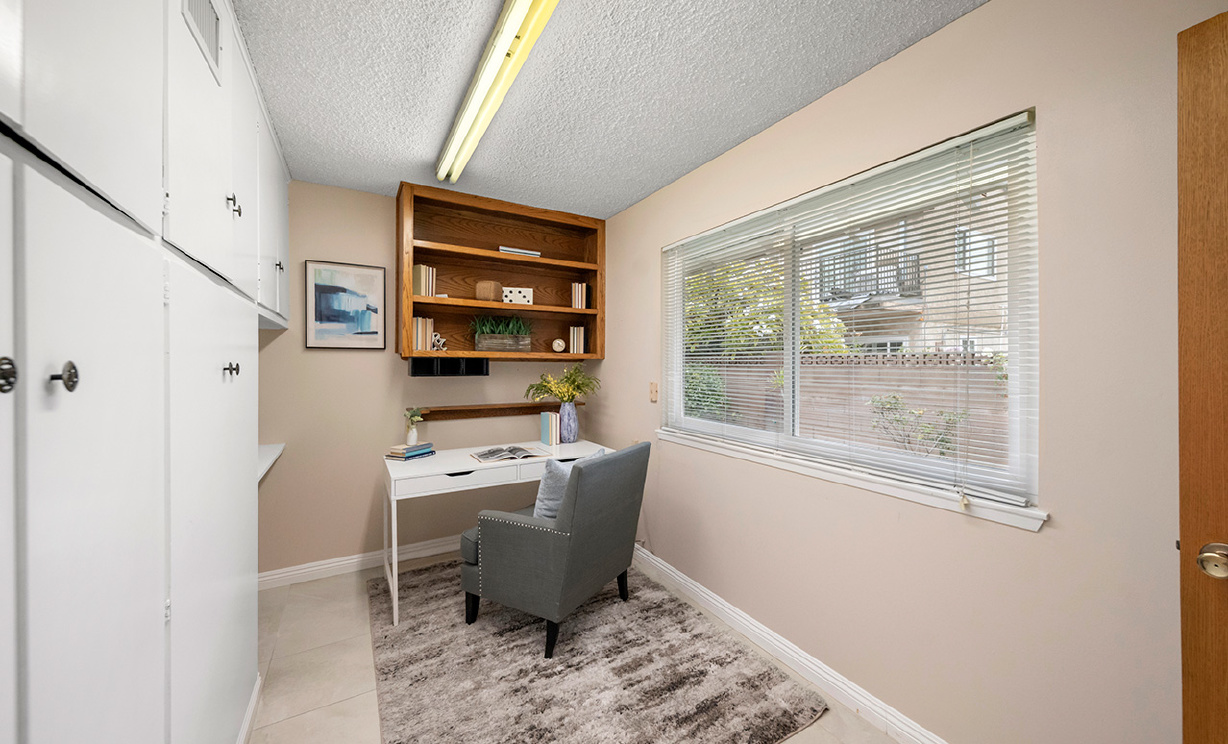 224 W Crystal View Ave, Orange CA: 