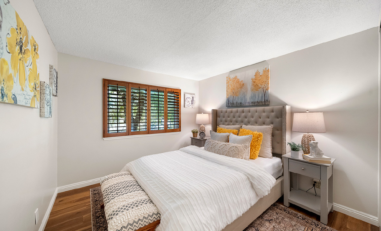 224 W Crystal View Ave, Orange CA: 