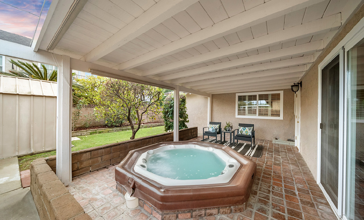 224 W Crystal View Ave, Orange CA: 