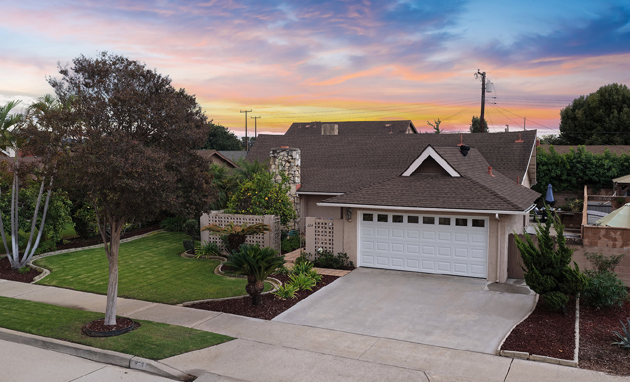 224 W Crystal View Ave, Orange CA: 