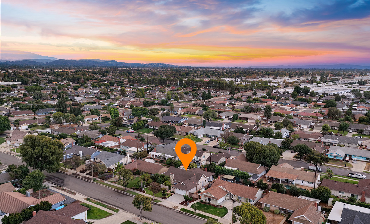 224 W Crystal View Ave, Orange CA: 