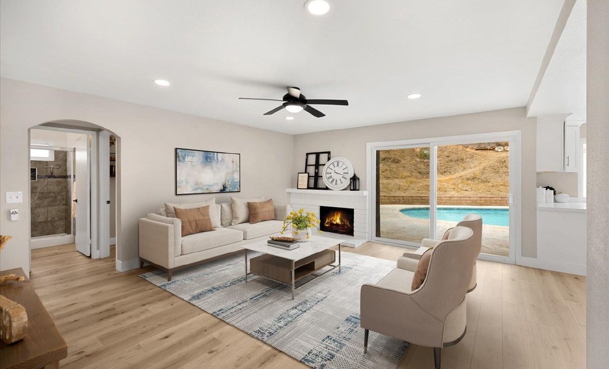 8229 Whispering Tree Drive, Jurupa Valley CA: 
