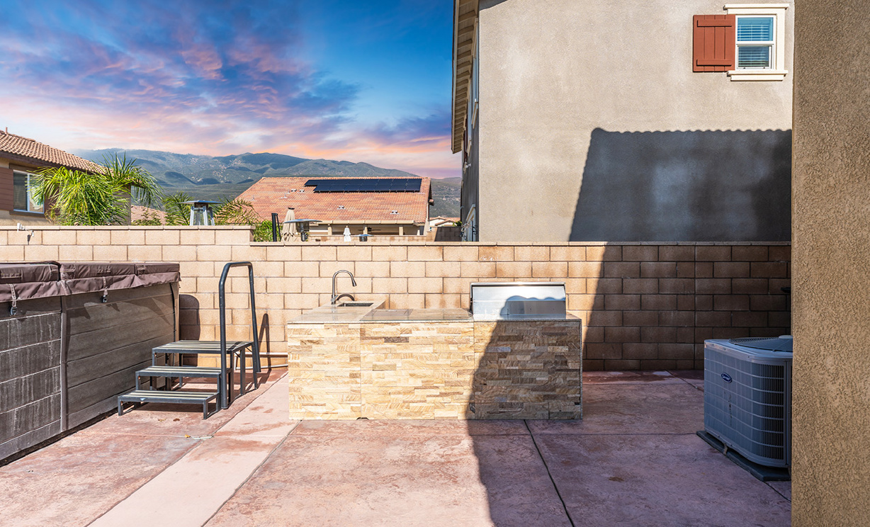 5252 Denali Court, Fontana CA: 