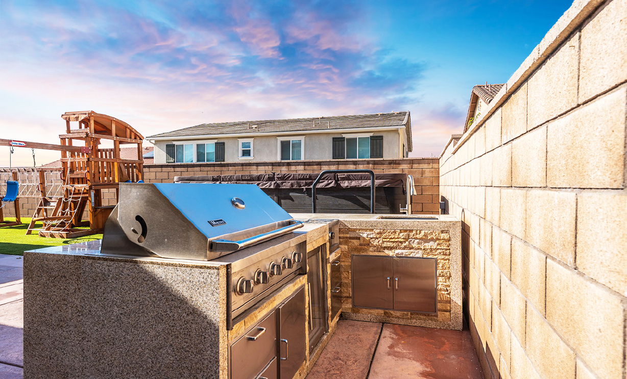 5252 Denali Court, Fontana CA: 