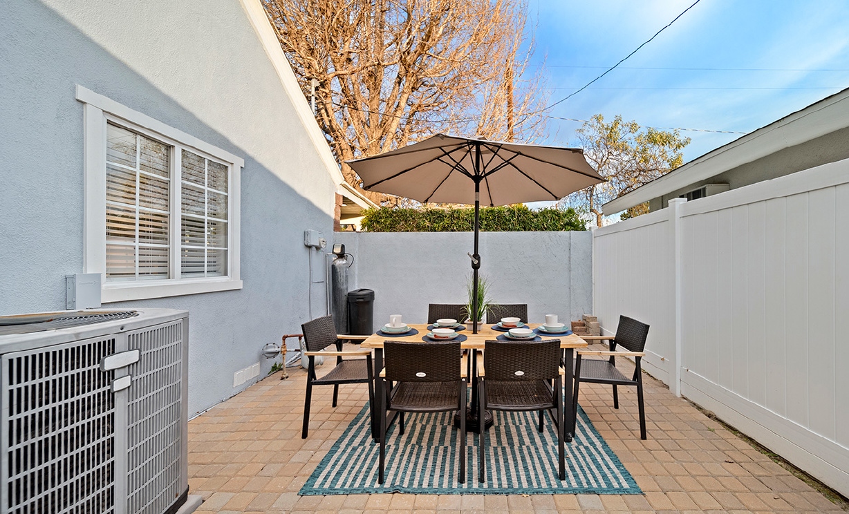 2039 S Eileen Dr, Anaheim CA: