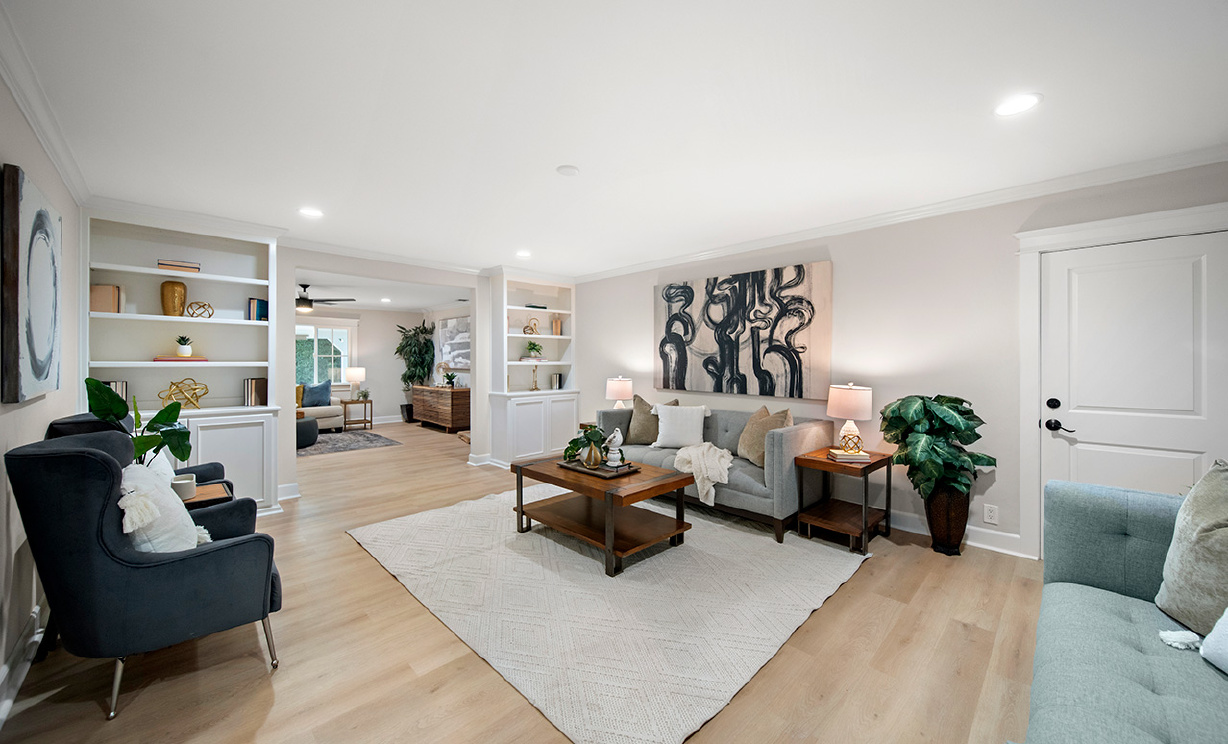 2039 S Eileen Dr, Anaheim CA: