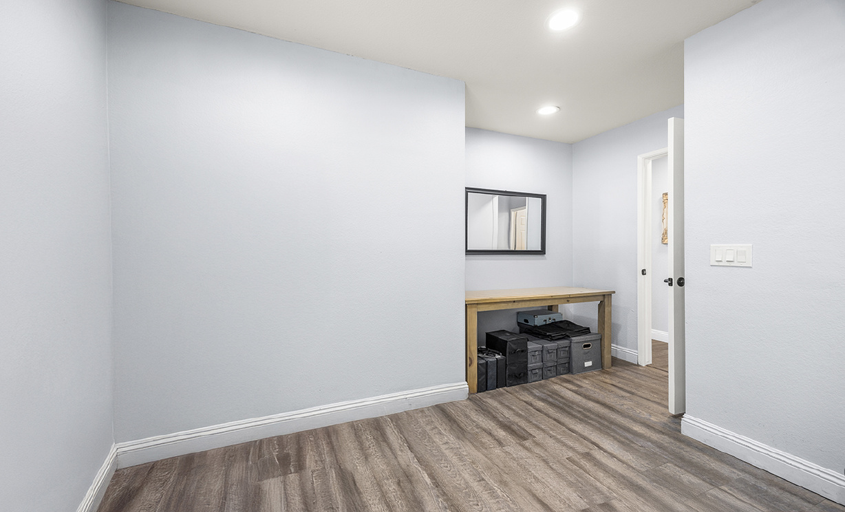 1124 N Sandalwood Avenue, Rialto CA: