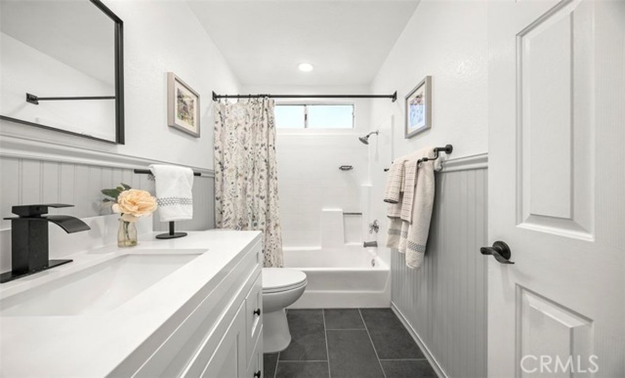 1124 N Sandalwood, Rialto CA: 