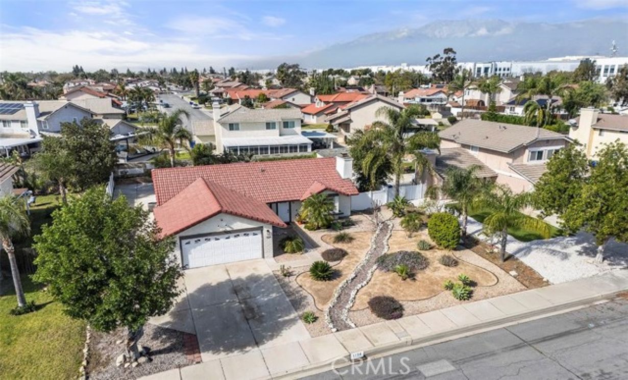 1124 N Sandalwood, Rialto CA: 