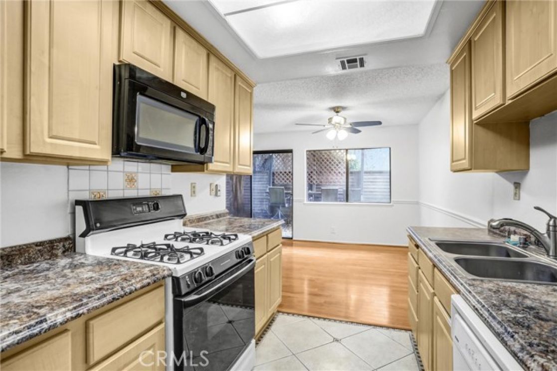 1110 Strawberry, Glendora CA: