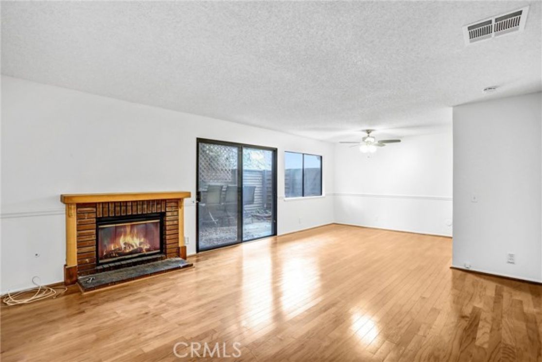 1110 Strawberry, Glendora CA: