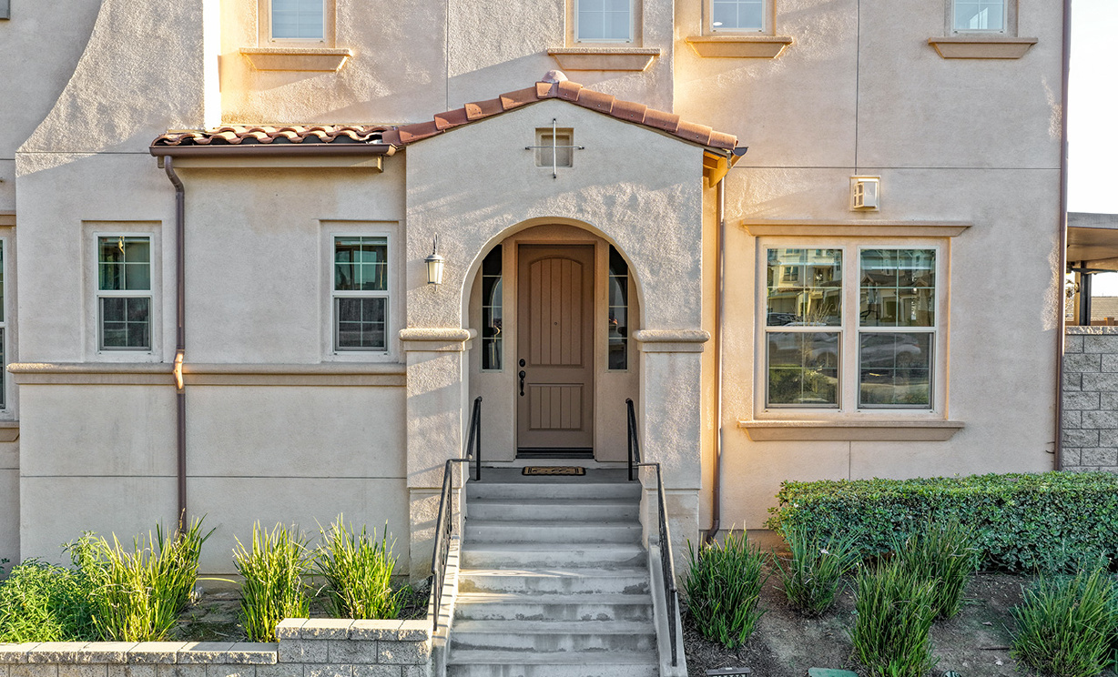 18689 Clubhouse Dr, Yorba Linda CA: 