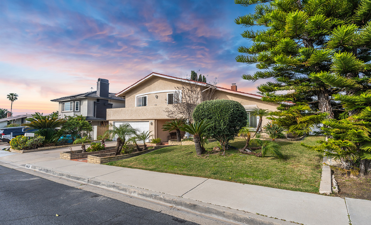 24621 Artemia Ave, Mission Viejo CA: 