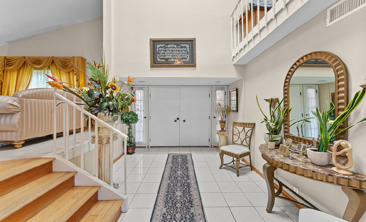 24621 Artemia Ave, Mission Viejo CA: 