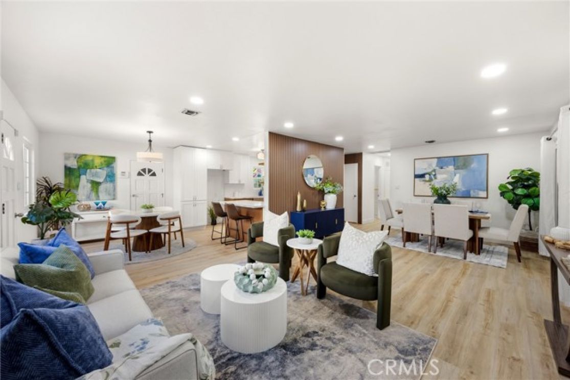 626 S Corta, Santa Ana CA: 