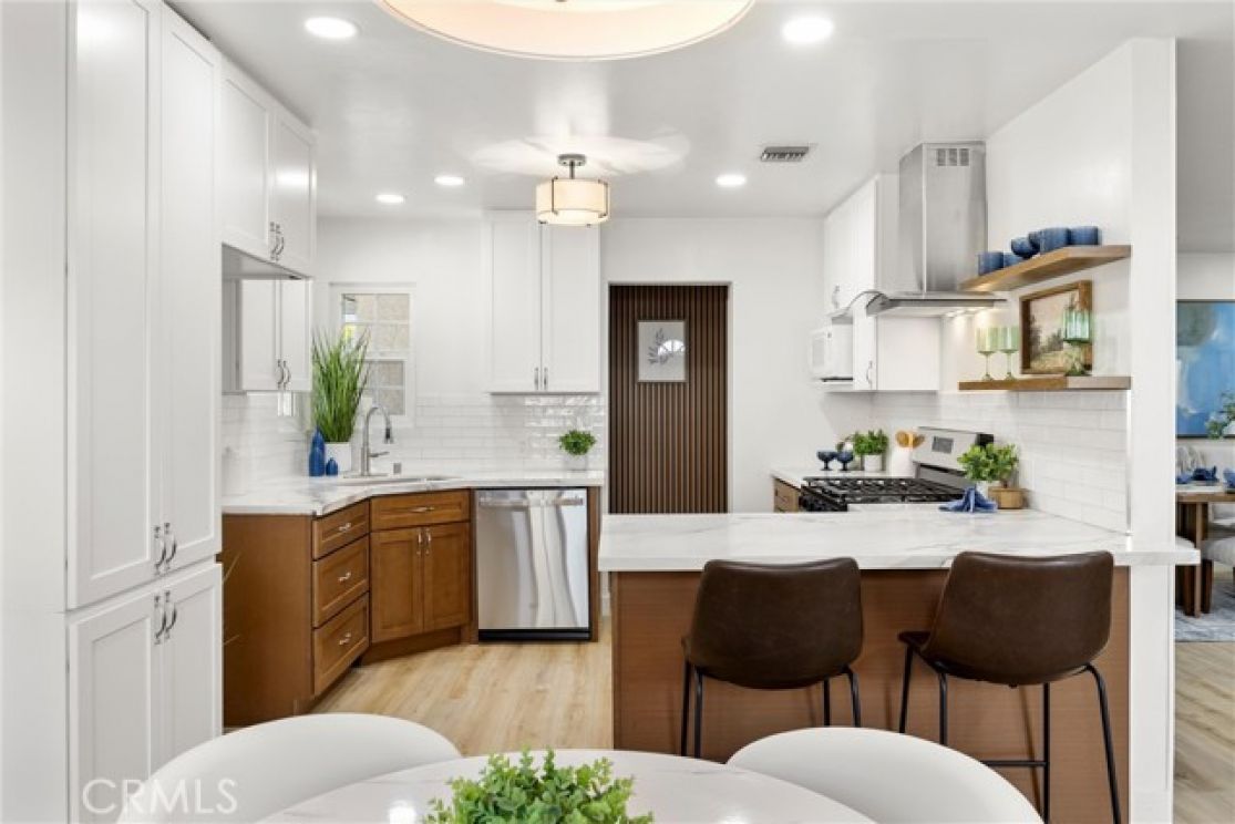 626 S Corta, Santa Ana CA: 