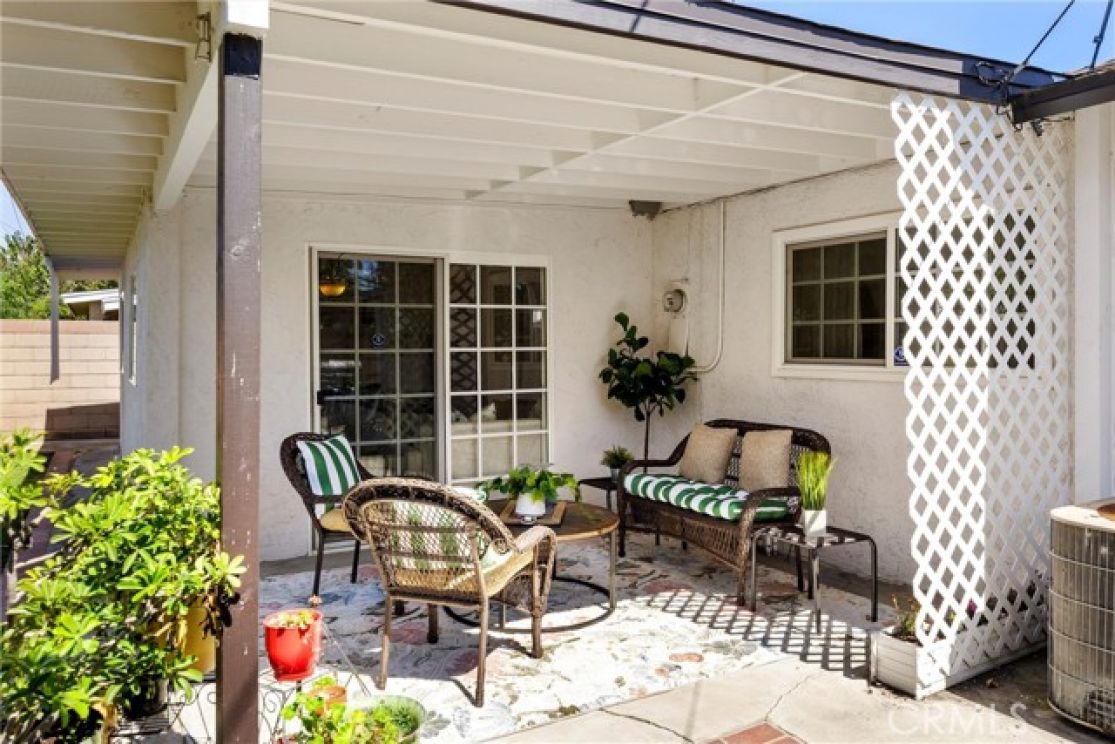 626 S Corta, Santa Ana CA: 