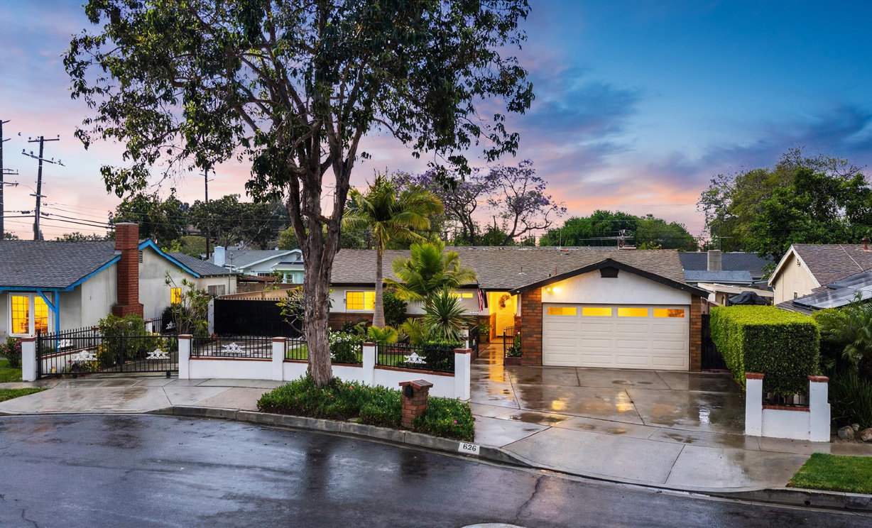 626 S Corta, Santa Ana CA: 