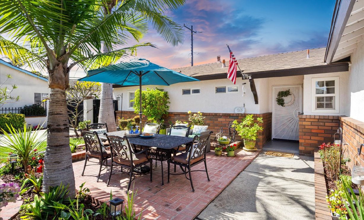 626 S Corta, Santa Ana CA: 