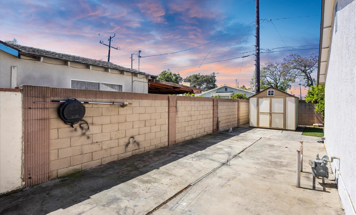 626 S Corta, Santa Ana CA: 