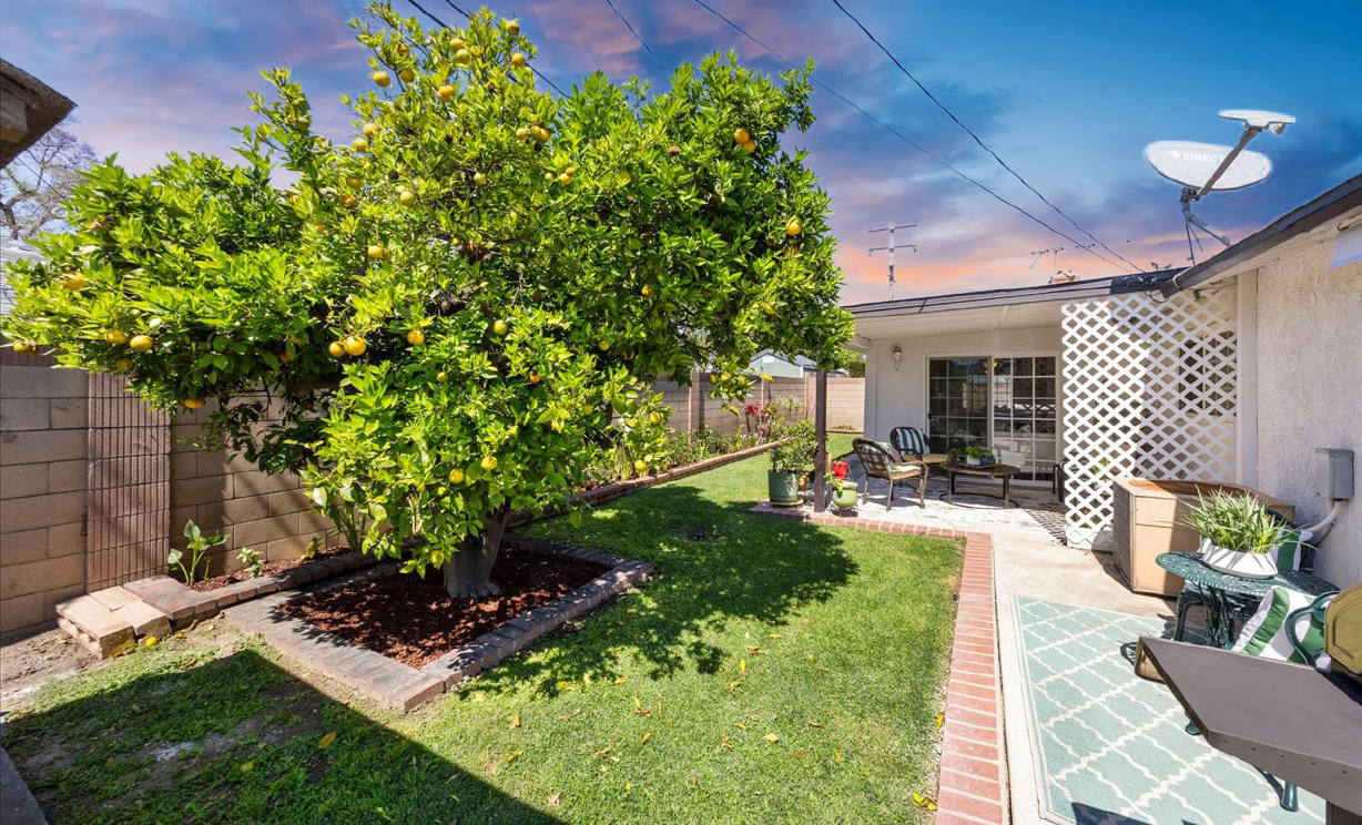 626 S Corta, Santa Ana CA: 