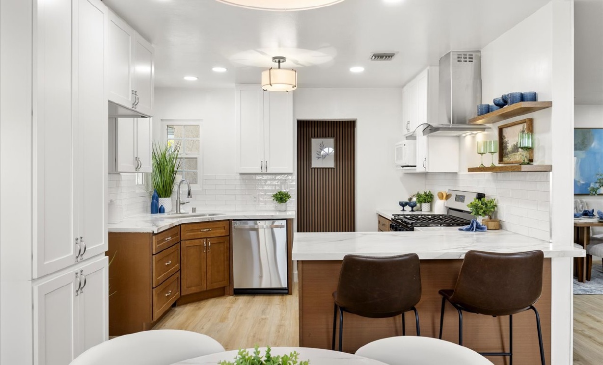 626 S Corta, Santa Ana CA: 