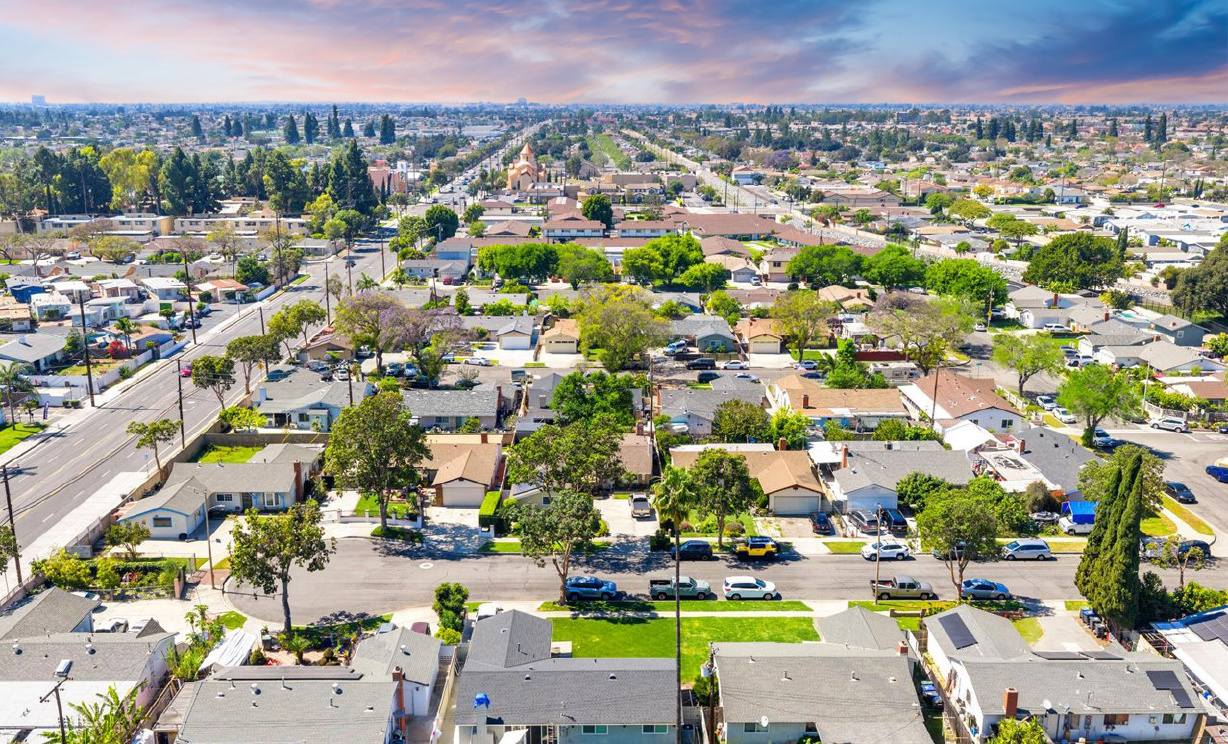 626 S Corta, Santa Ana CA: 