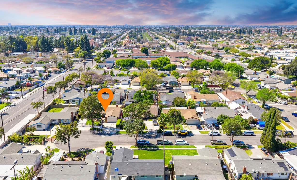 626 S Corta, Santa Ana CA: 