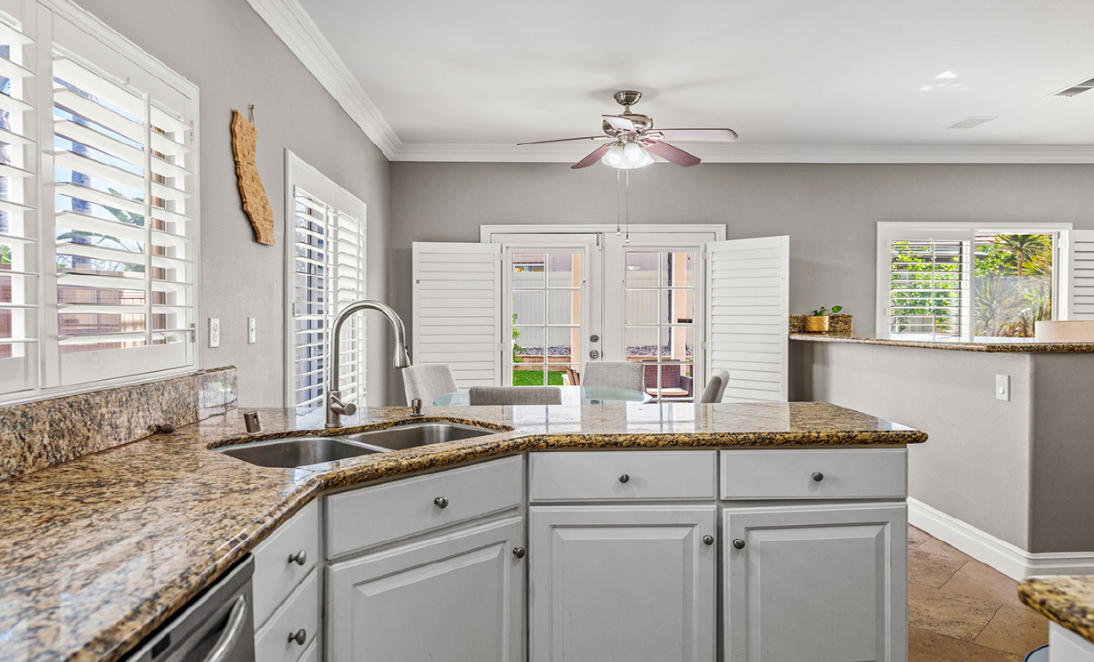 2843 S Buena Vista, Corona CA: 