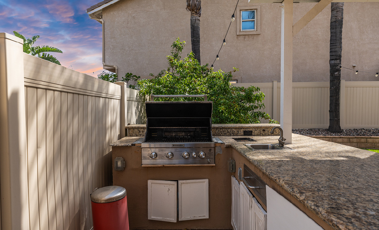 2843 S Buena Vista, Corona CA: 