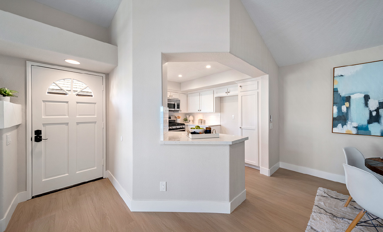 411 S Rosemary Ln, Anaheim Hills CA: 