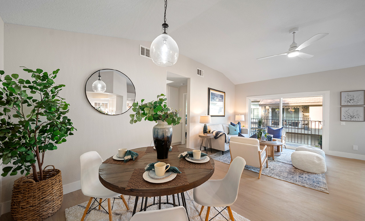 411 S Rosemary Ln, Anaheim Hills CA: 