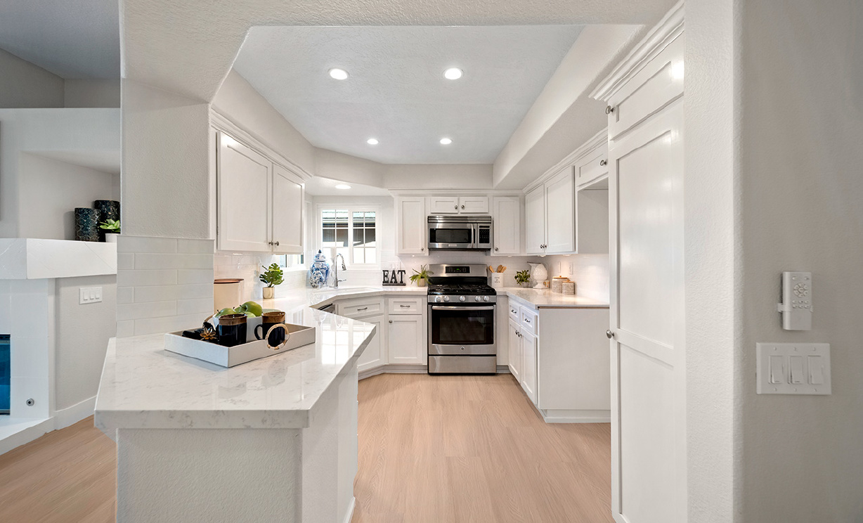 411 S Rosemary Ln, Anaheim Hills CA: 