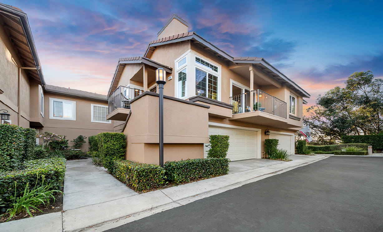 411 S Rosemary Ln, Anaheim Hills CA: 