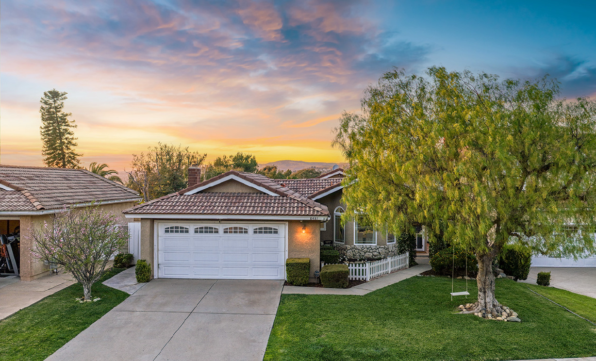 8481 E Foothill St, Anaheim Hills CA: 