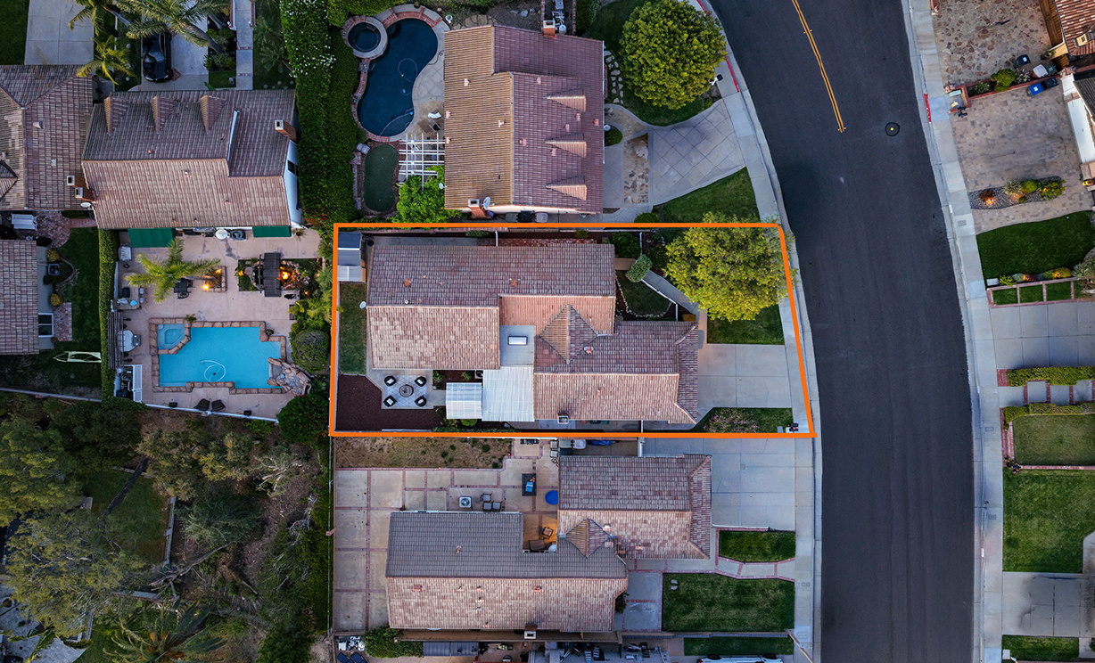 8481 E Foothill St, Anaheim Hills CA: 