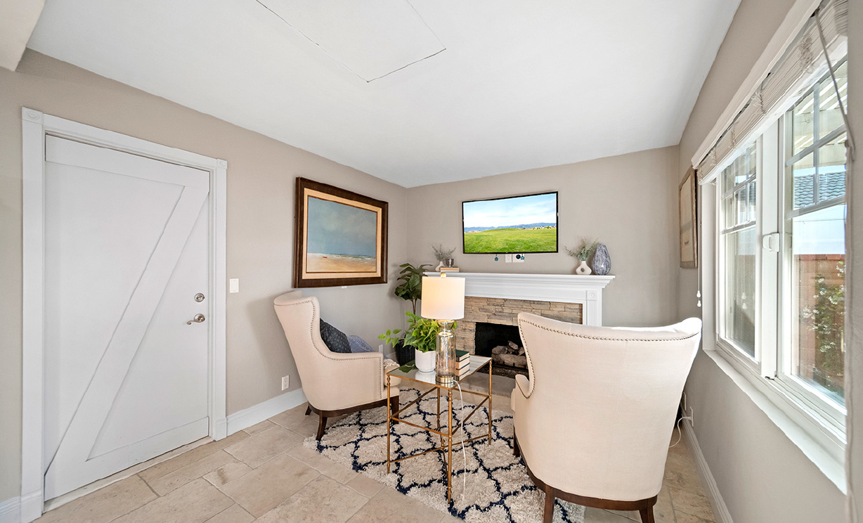 8481 E Foothill St, Anaheim Hills CA: 