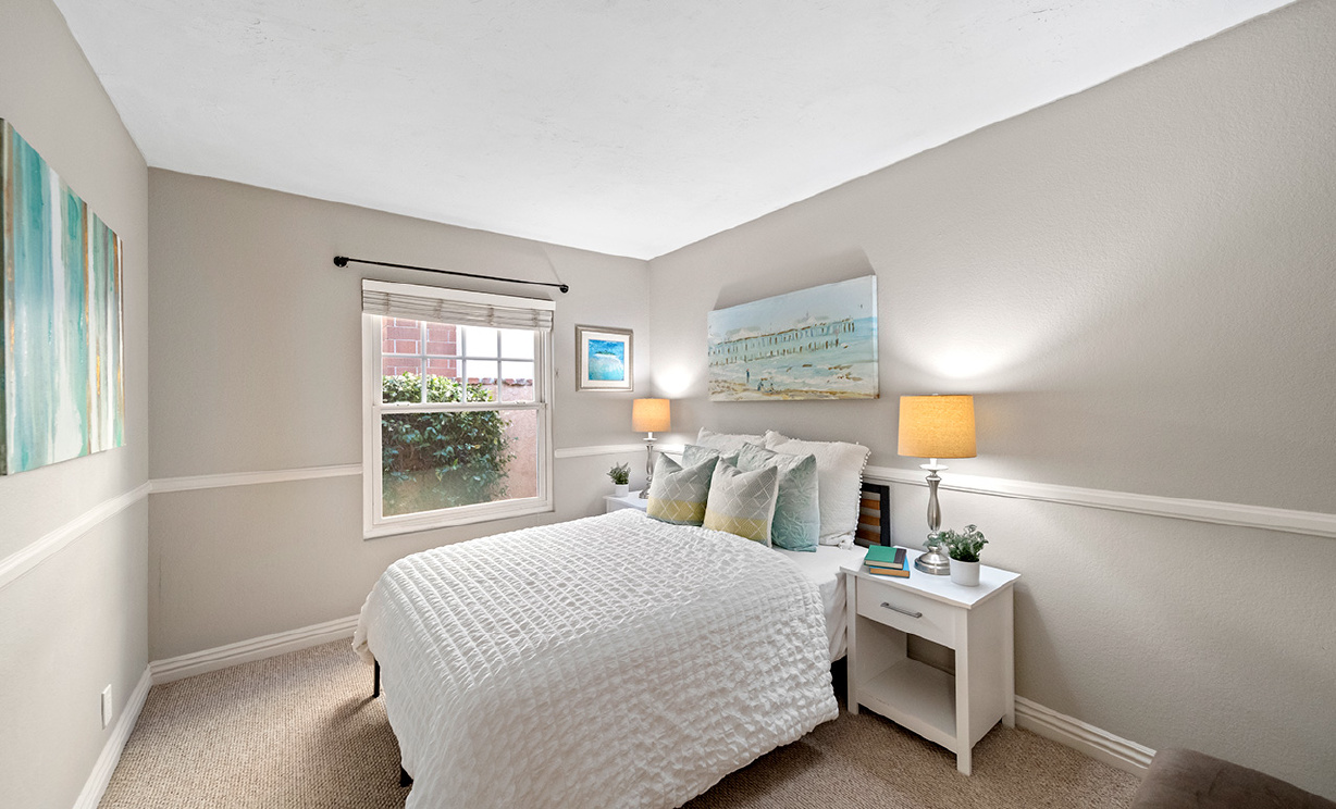 8481 E Foothill St, Anaheim Hills CA: 