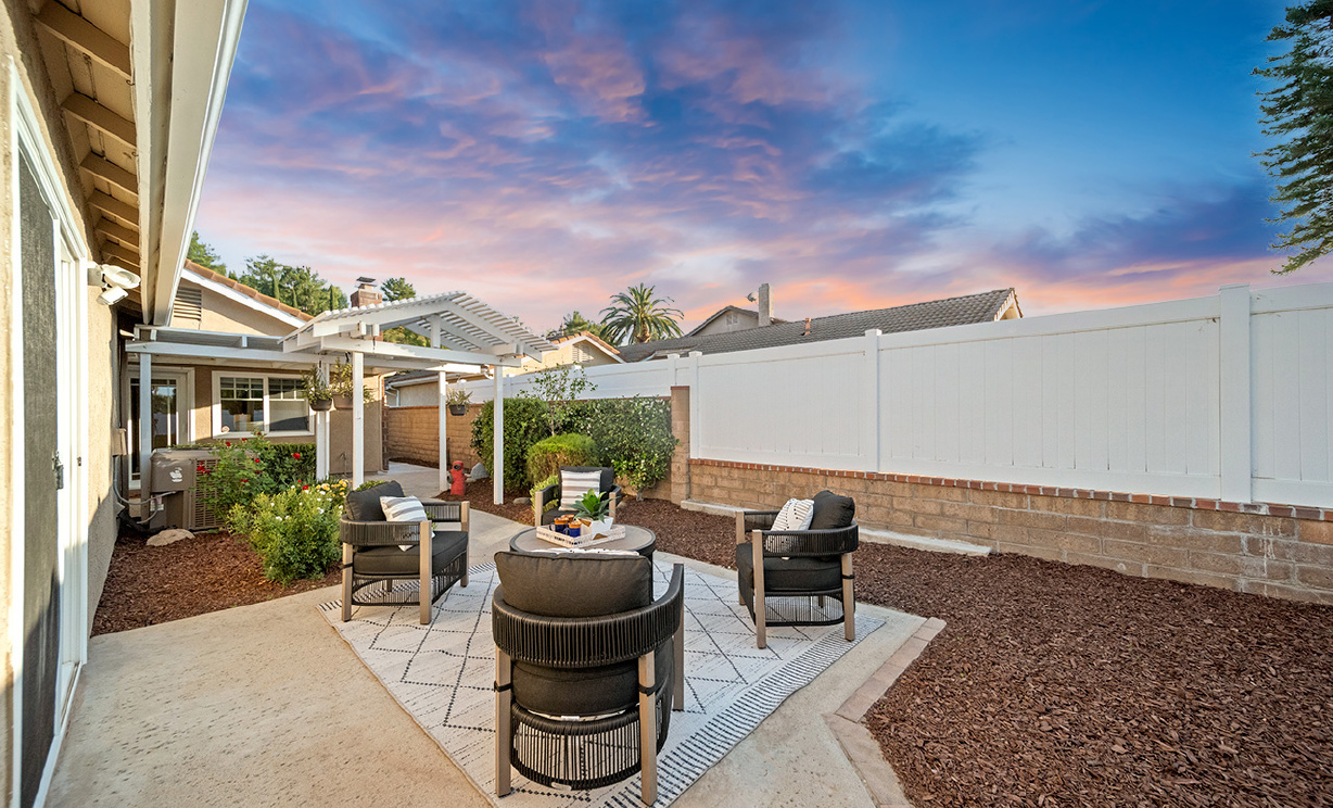 8481 E Foothill St, Anaheim Hills CA: 
