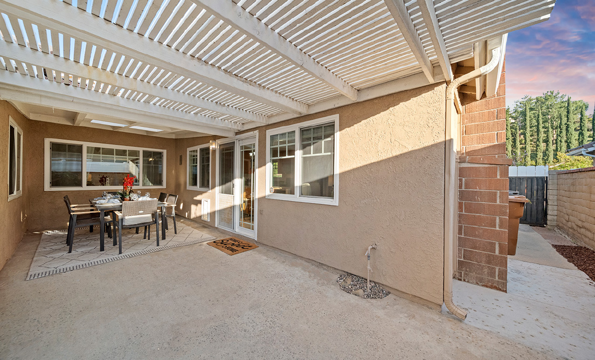 8481 E Foothill St, Anaheim Hills CA: 