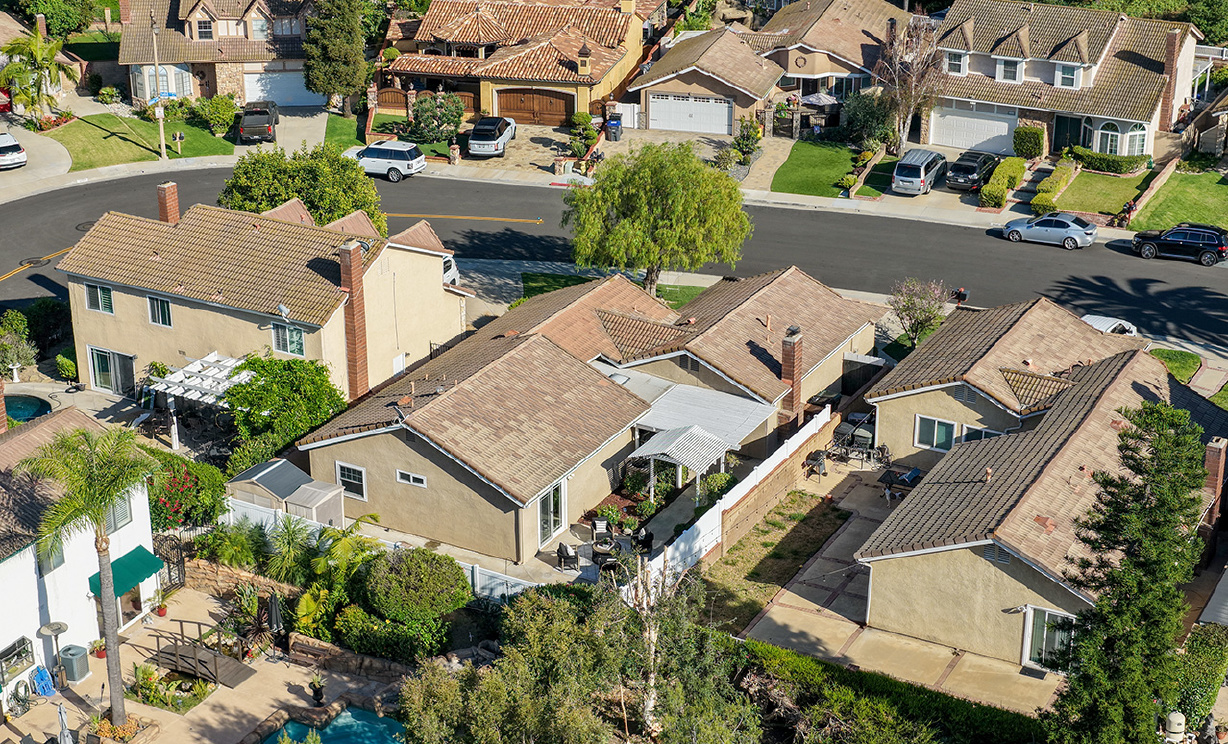 8481 E Foothill St, Anaheim Hills CA: 
