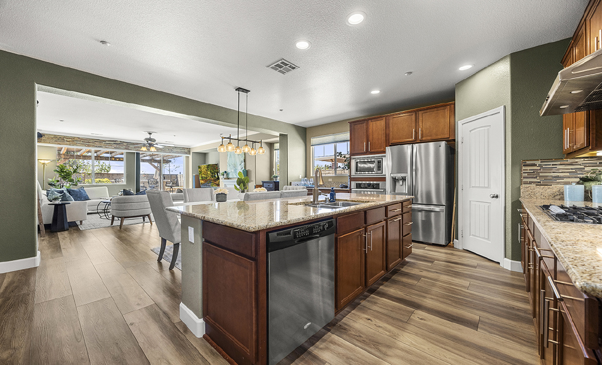 14973 Mavenwood Place, Fontana CA: 