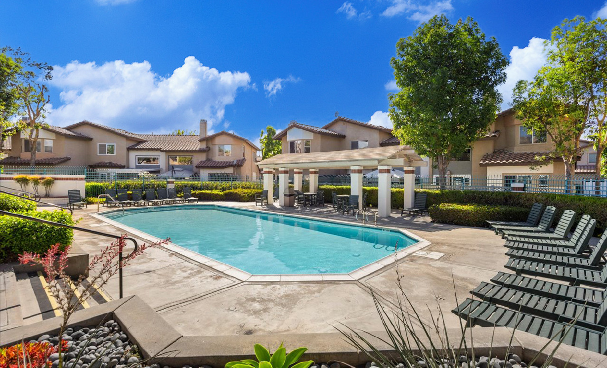 13077 Via Salvia, Riverside CA:
