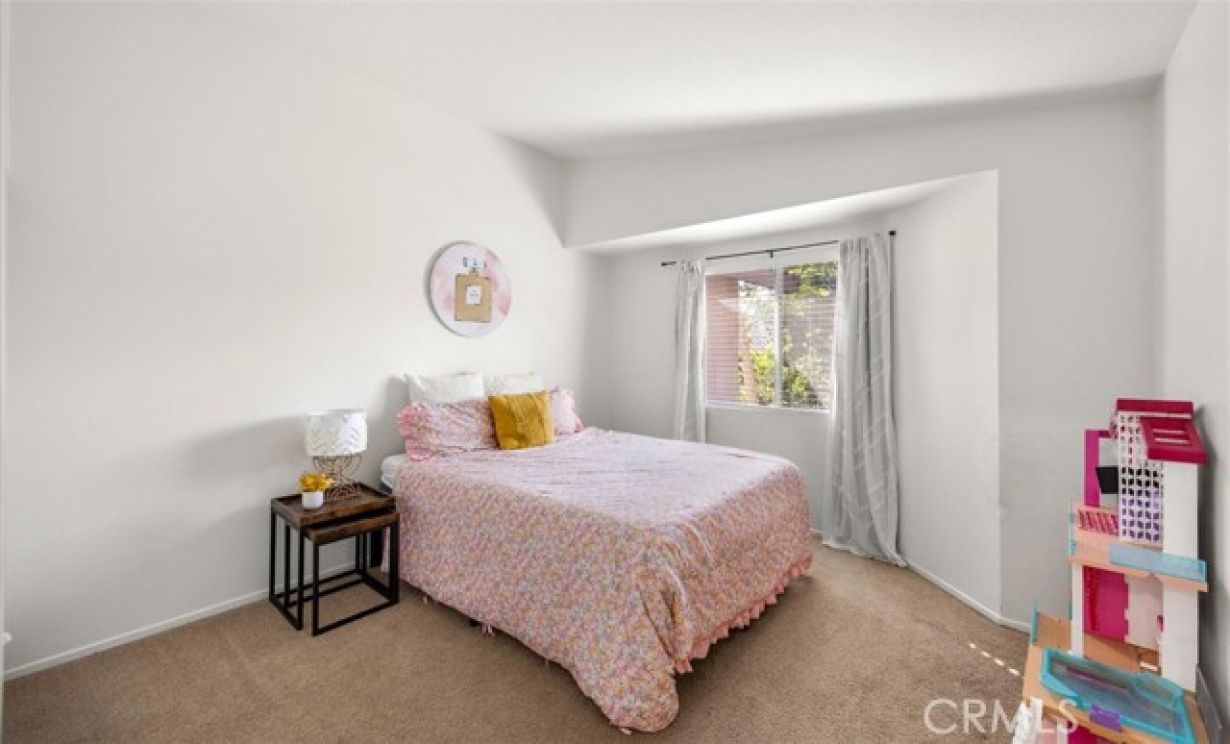 13077 Via Salvia, Riverside CA: